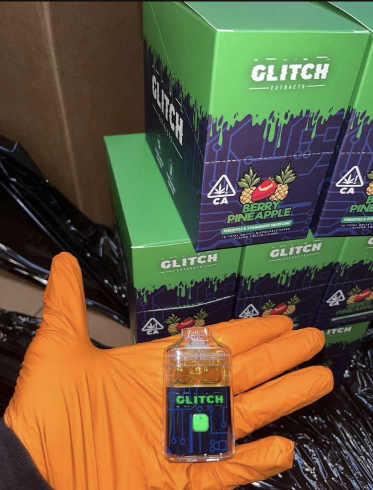 Buy Glitch 4G Disposable Vape - Image 2